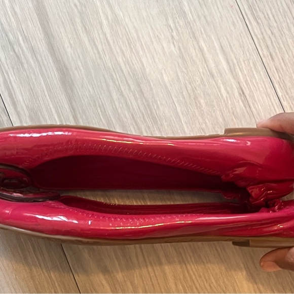 Tory Burch Reva hot Pink patent leather Ballet Flats Size 7 - Picture 2 of 8